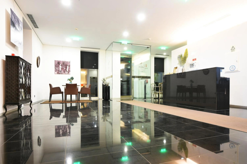 Lazza Hotel