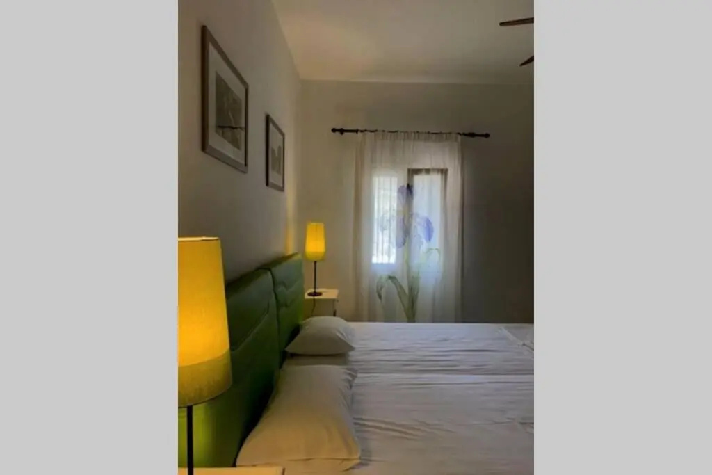 Relax Joy Villa - Easy Beach Access 150m Away