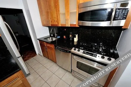 Market Rental Midtown East Apartments