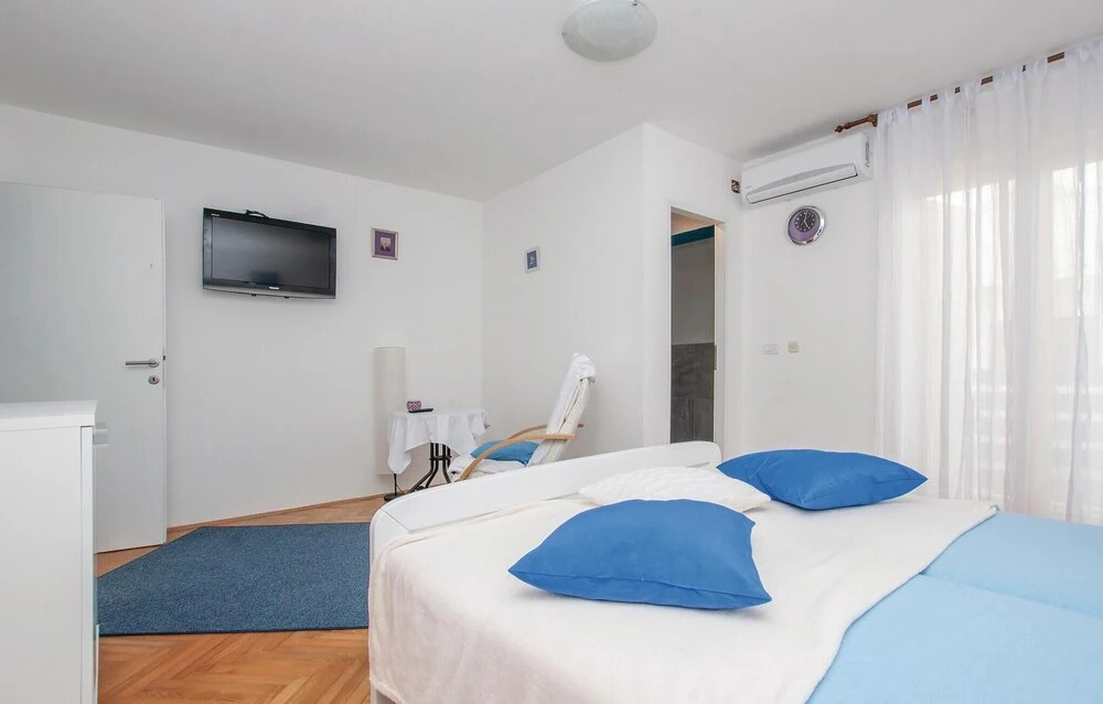 Awesome Home In Vodice With Kitchen