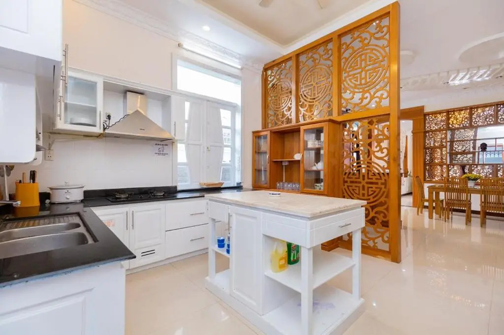 Villa 05 Lạc Long Quân