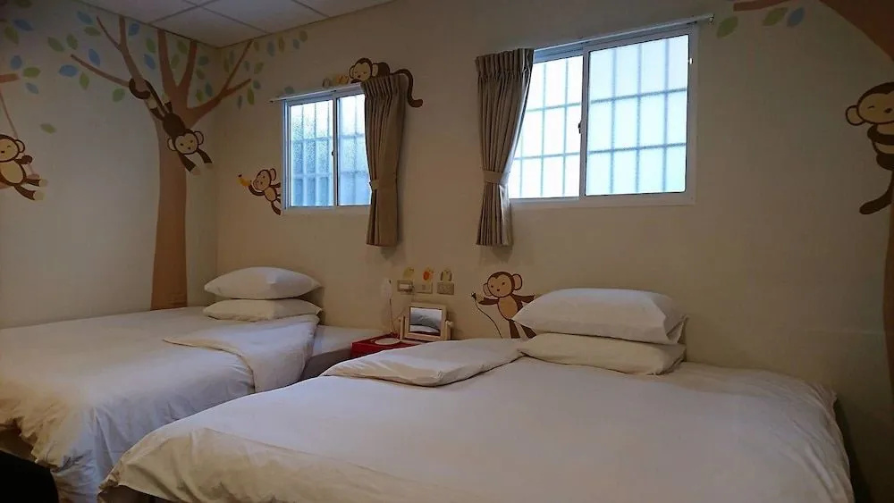 Temple Side Hostel