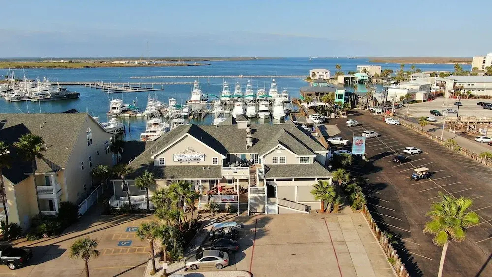 Sailfish at Trout Street Waterfront Escape Patio Walk to Port A Nightlife
