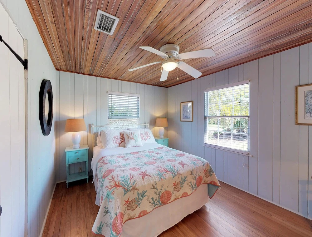 Mermaid Cottage by Hodnett Cooper