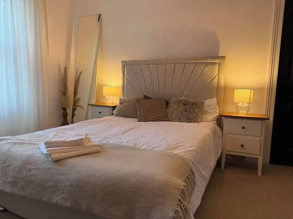 Bright 4-bedroom Maisonette in Gateshead