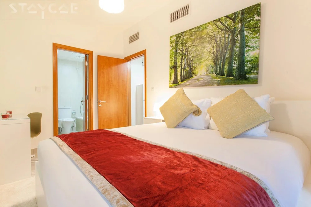 Staycae Lakeside