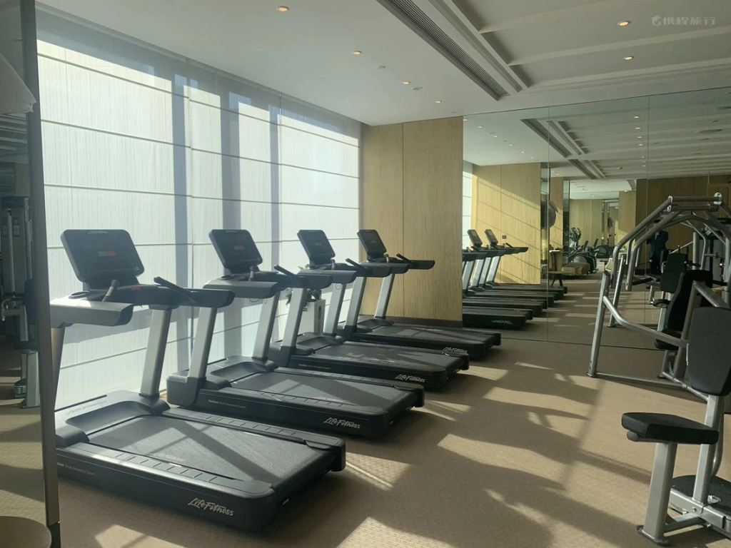 New World Langfang Hotel
