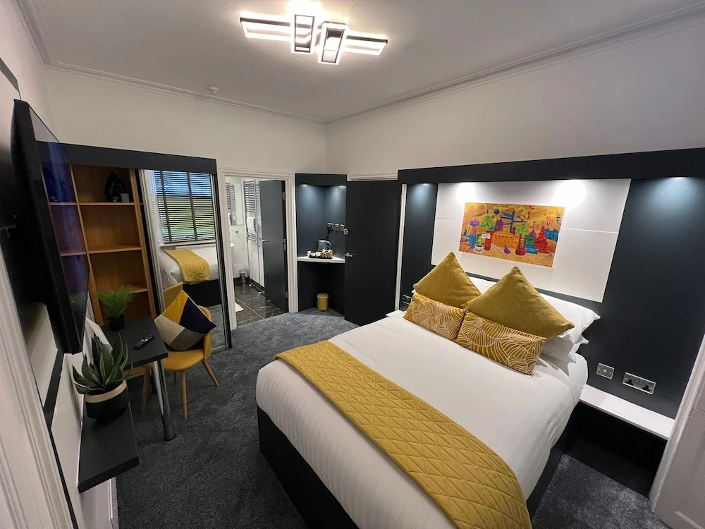 Sun Street Aparthotel