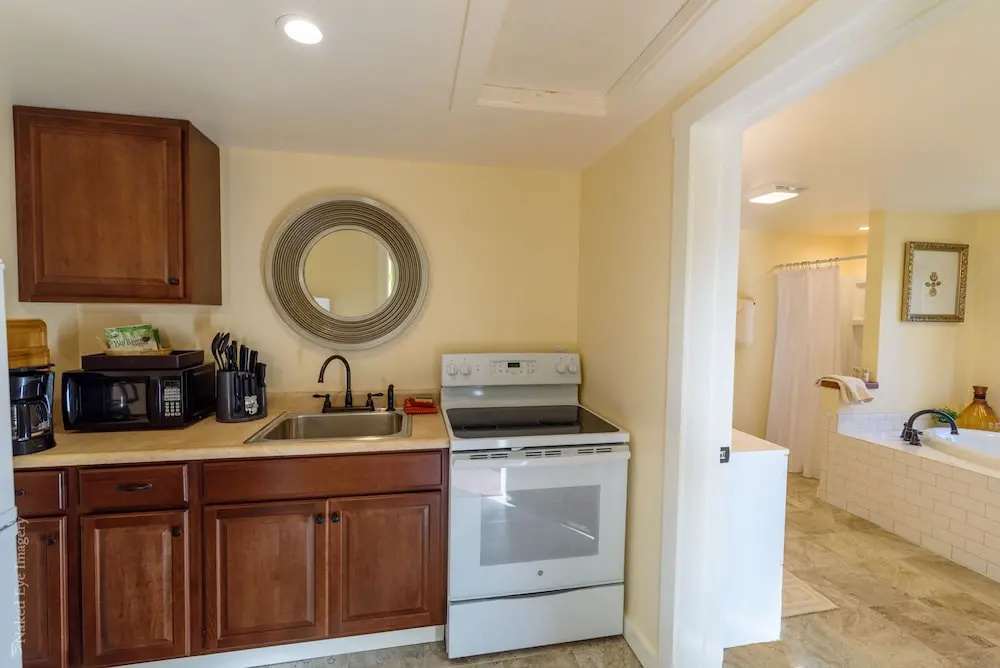 Inn at Buckhorn Cove