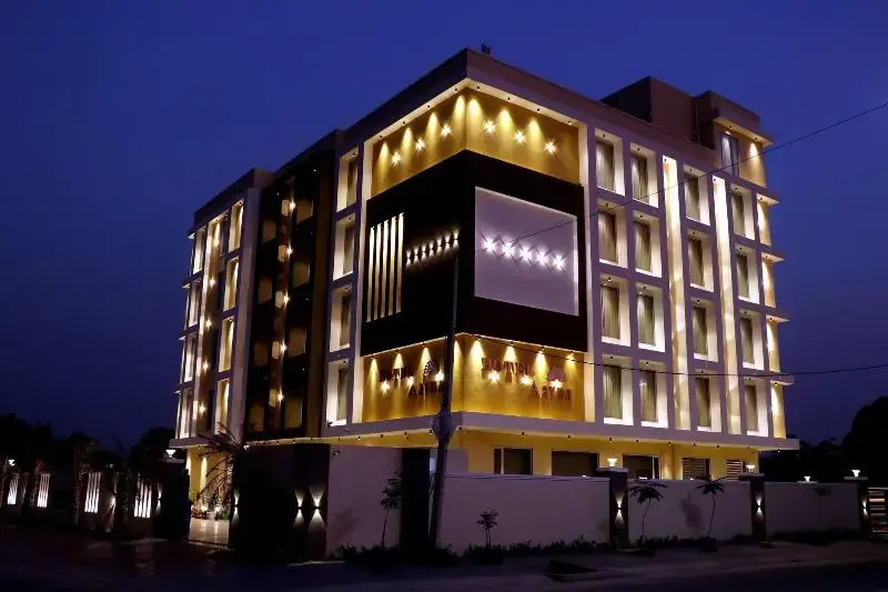 Hotel Aarna