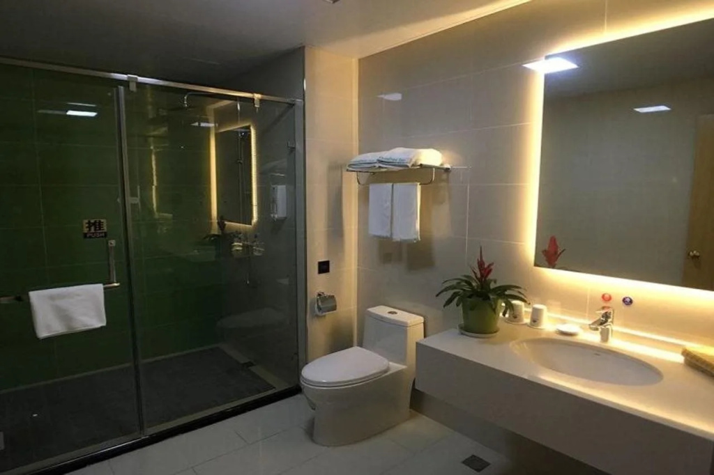 GreenTree Inn Shaoxing Binhai New City Dongsen Commercial Square Hotel