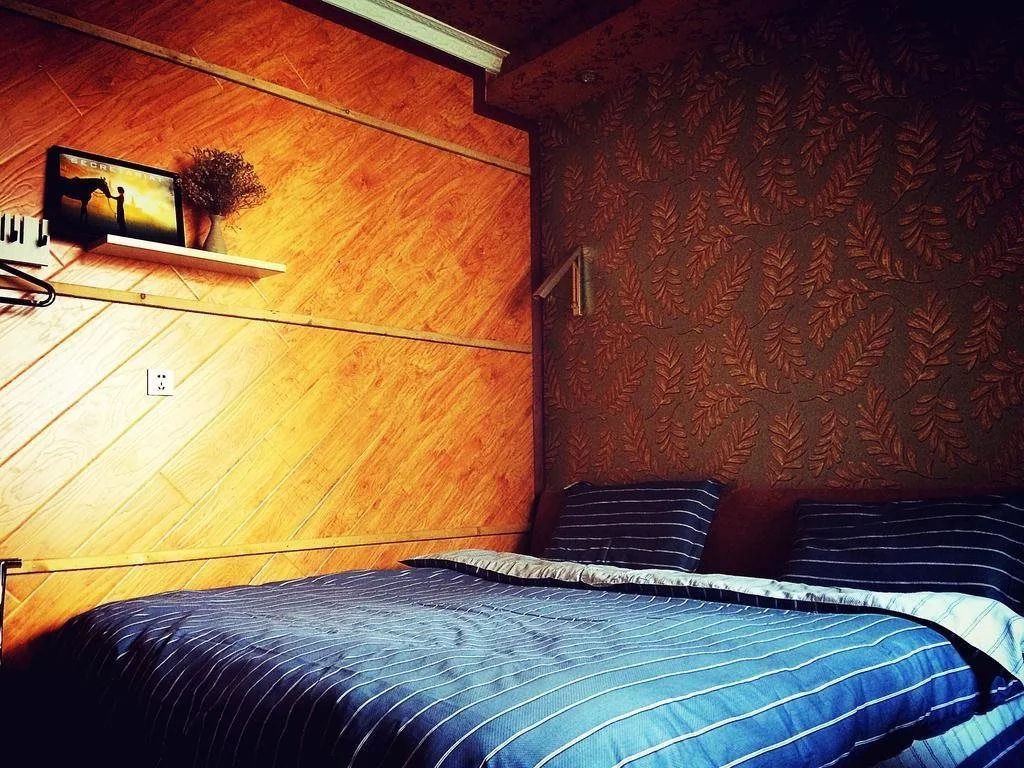 V Hostel
