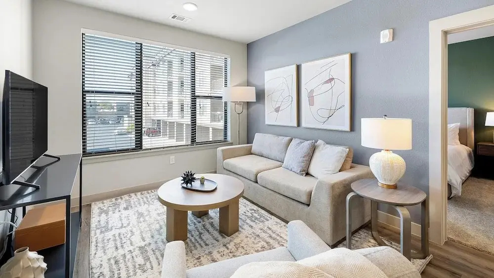Landing Beautiful 1bd, Yoga Studio