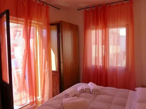 Bed And Breakfast Canarino