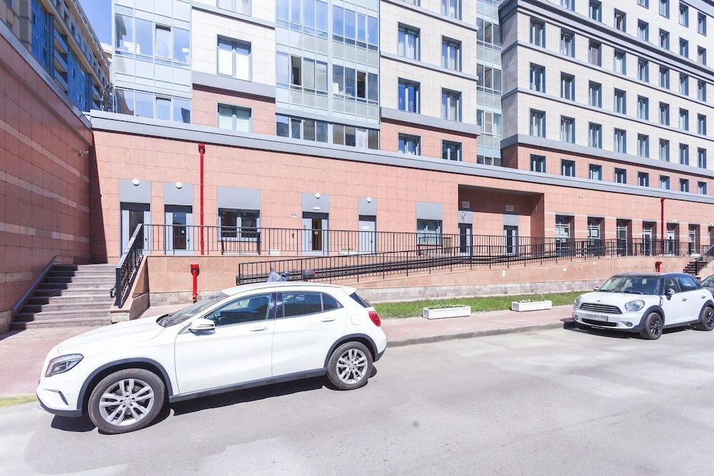 Апартаменты на Московском 183/185