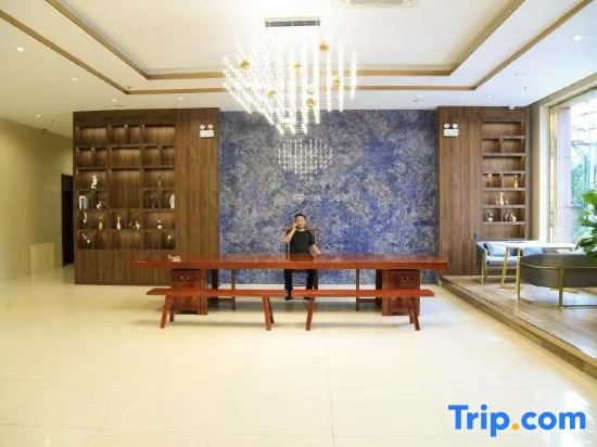Xintiandi Hotel (Liaocheng Guanxian Zhenxing Road)