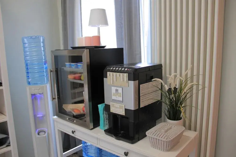 Vignola Rooms Avio