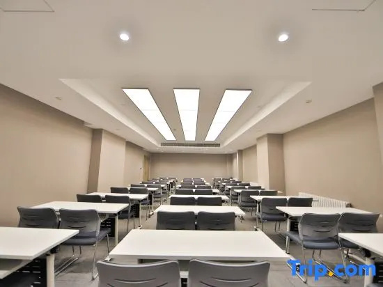 HanTing Hotel (Siping Railway Station Wuyue Plaza)