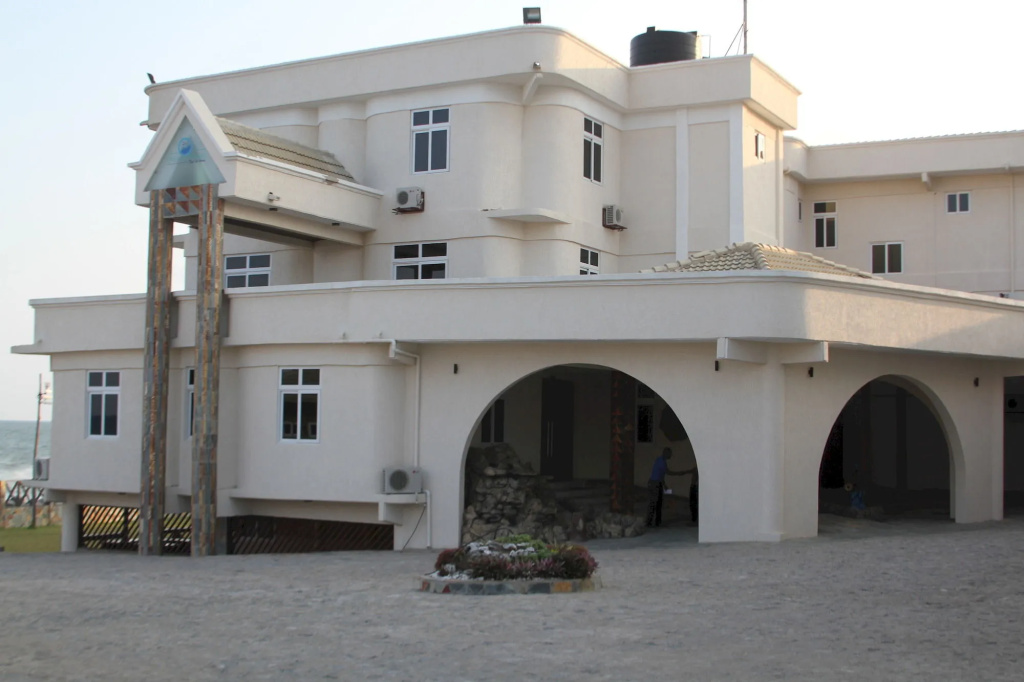 Oceanic Resort