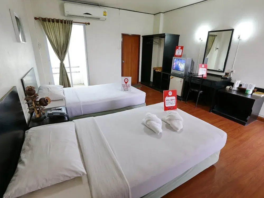 NIDA Rooms Sop Tui 52 Rail Road