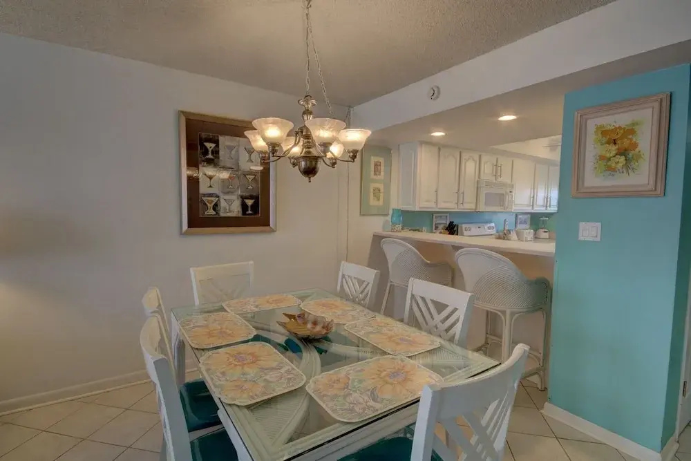 433 El Matador 2 Bedroom Condo by RedAwning