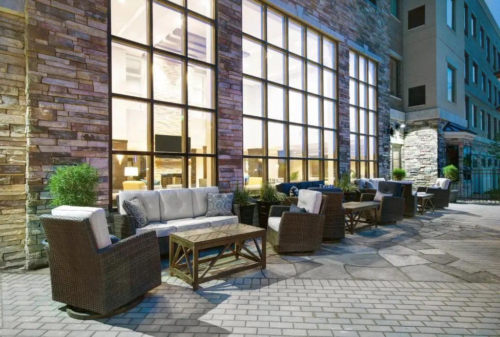 Staybridge Suites Sterling Heights - Detroit Area by IHG