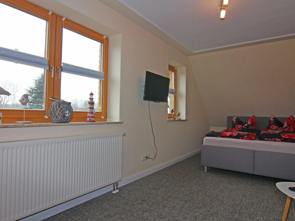Apartment house, Lütow