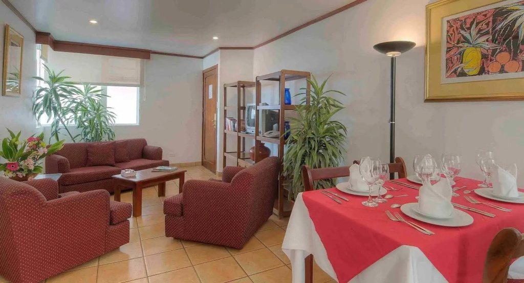 Hotel Residence Inn Suites Cristina