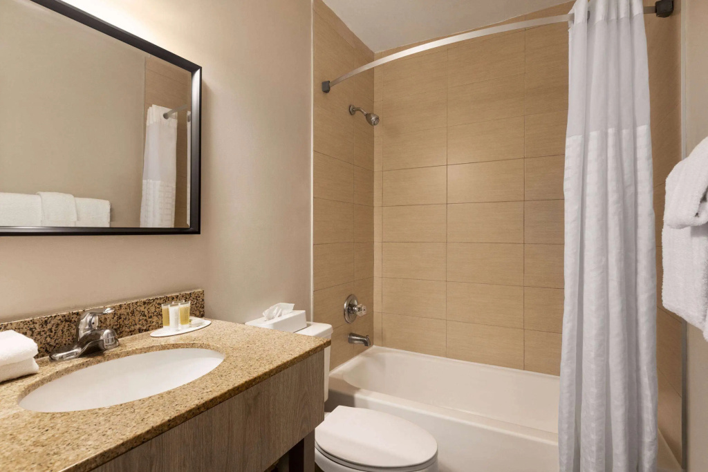 Days Inn by Wyndham Miami Airport North