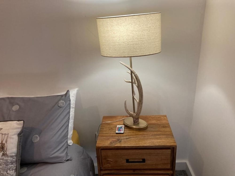 Zenith City Centre Apartment - Stay Longer and Save