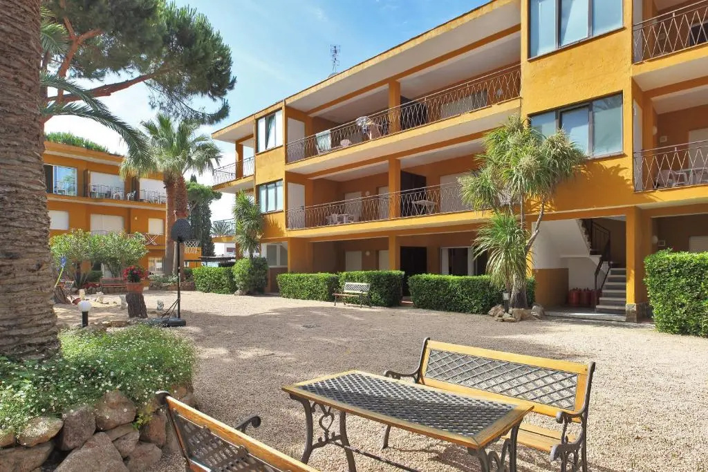 Apartamentos Les Palmeres
