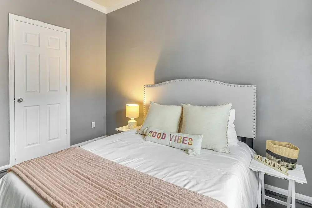 Spacious Houston Heights Home < 6 Mi to Downtown!