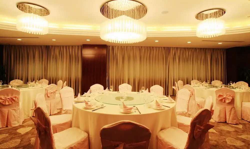 Longting New Century Hotel Qiandao Lake