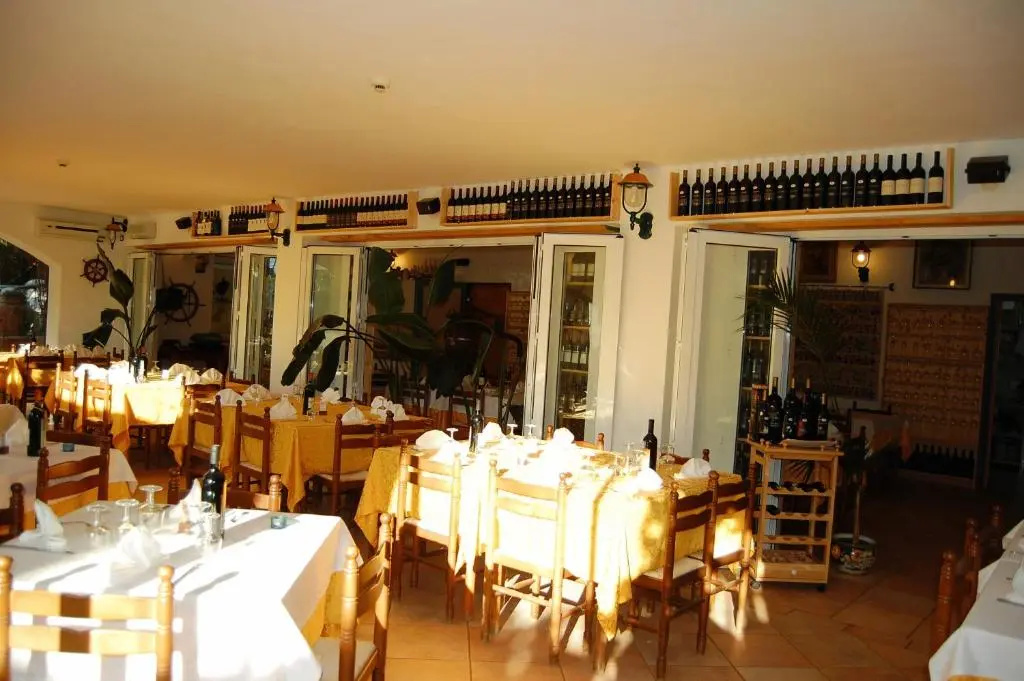 Domus De Janas Sul Mare