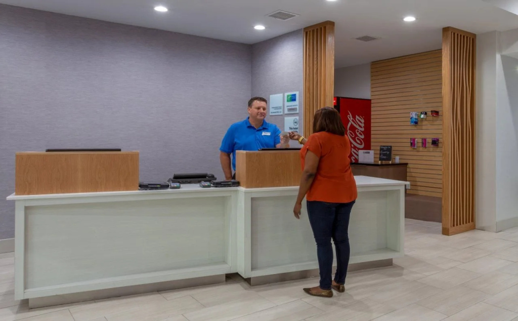 Holiday Inn Express Arrowood by IHG