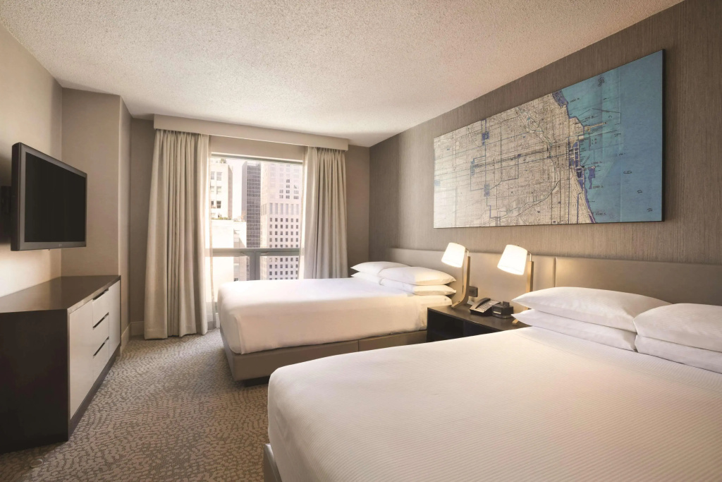 Hilton Chicago Magnificent Mile Suites