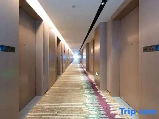 Lifeng Hotel (Beijing North Road Branch, Urumqi Tianshan International Airport)
