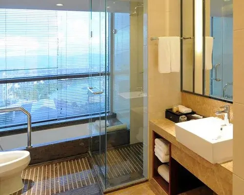 Empark Grand Hotel Tengchong - 3 Nights, Yunnan, China