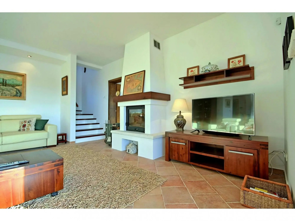 Gorgeous villa in Pinezići with private pool