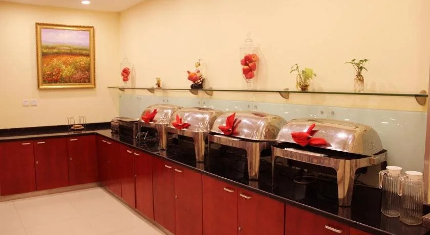 Hanting Express Yancheng Golden Eagle Square
