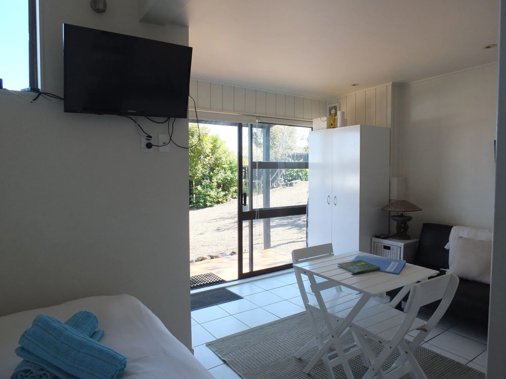 Le Chalet Waiheke Apartments
