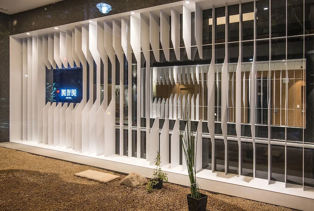 Blo By Blo Hotel