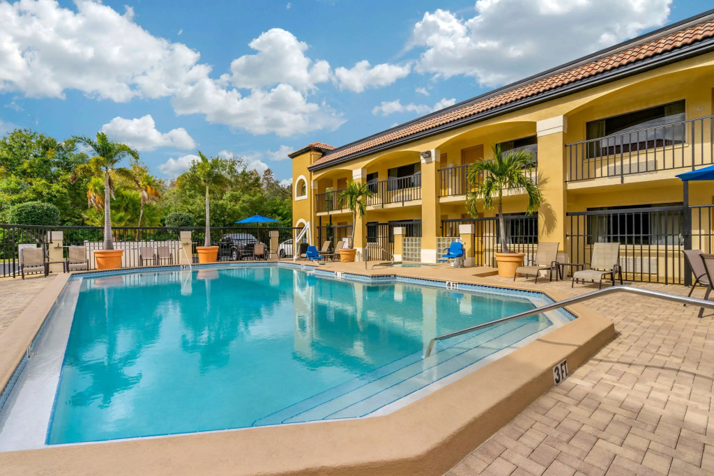Comfort Inn Sun City Center - Ruskin - Tampa South