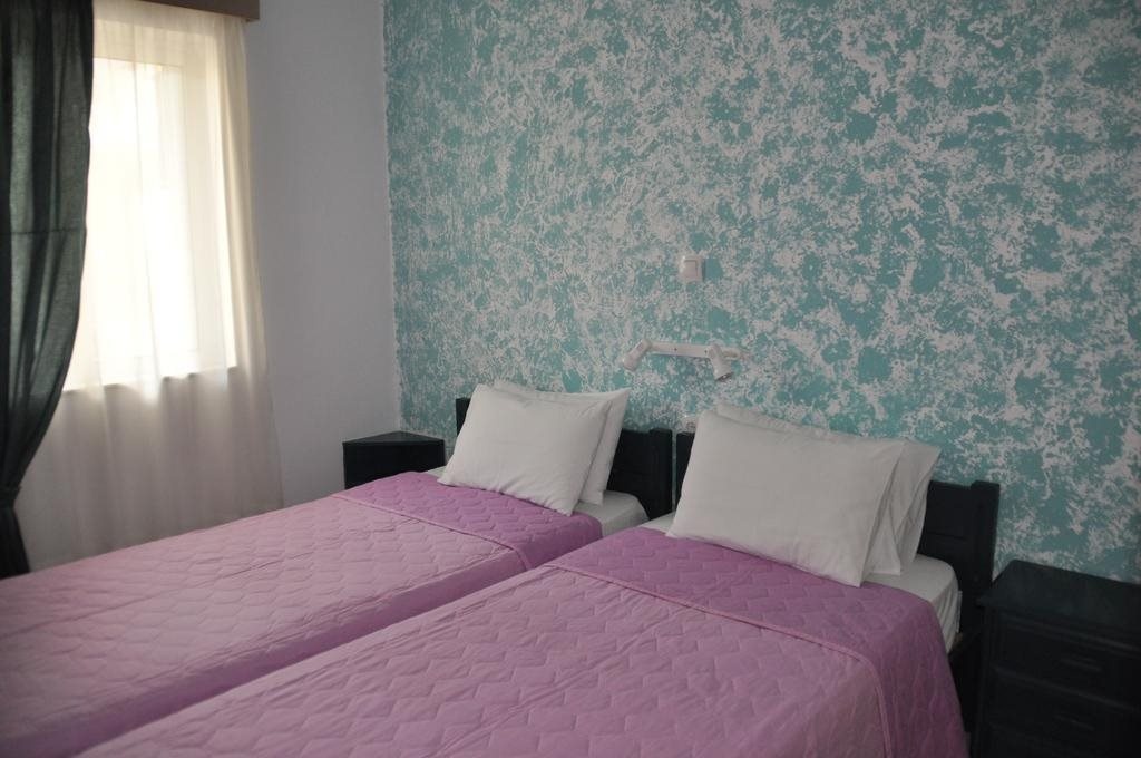 Parianna Apartments