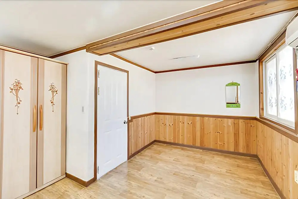 Mongsanpo Adell Pension