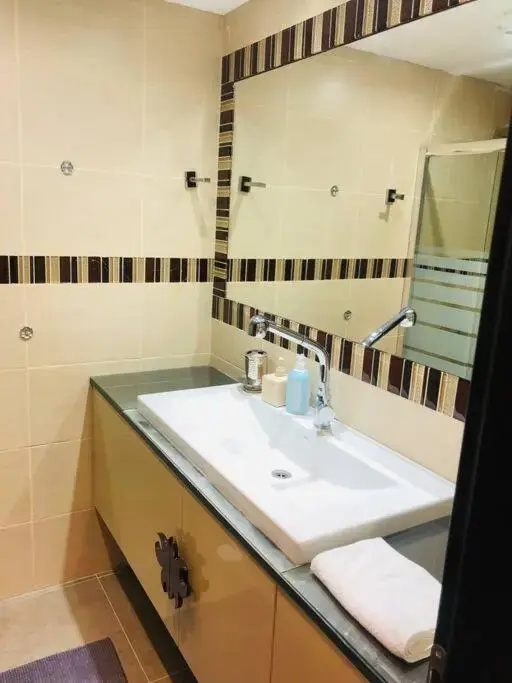 Private Pool, 3Br Garden Apartment, Aquarelle