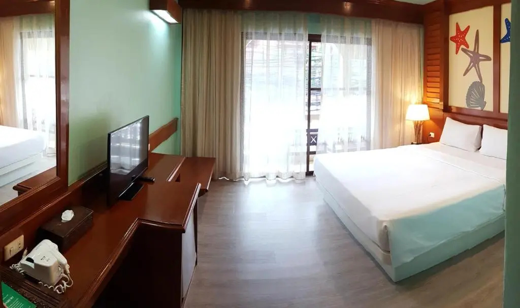 Baumanburi Hotel Patong