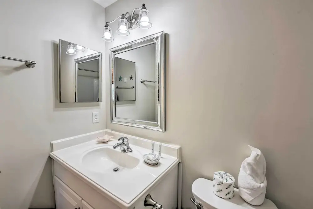 2 Pools + Hot Tub: Hilton Head Island Condo!