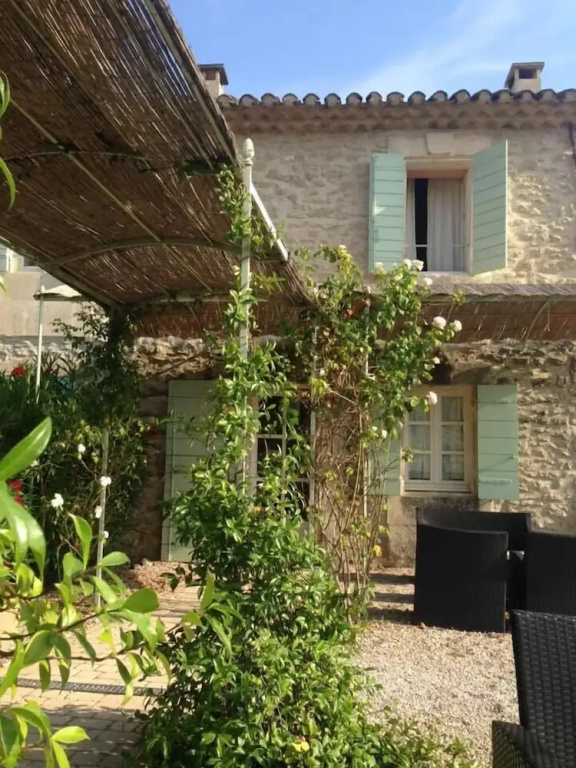MAS DES FIGUES -très calme- Certifié Biologique FRBio10-Parc Naturel écologique vivant- piscine 12x6-Copieux brunch paysan méditerranéen du jardin cuisine maison huile d'olive-Agritourisme-Alpilles-Saint Rémy de Provence- du 30 avril au 20 septembre 2026-