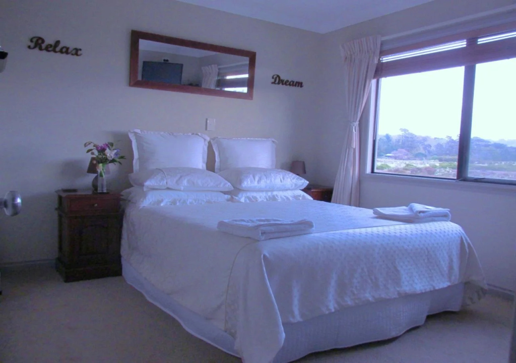 Mangrove Manor Bed & Breakfast